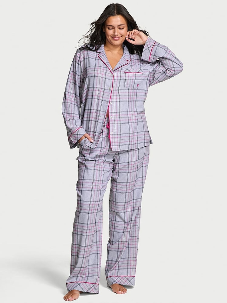 Victoria's Secret Heather Medium Grey Christmas Tartan Flannel Long Pyjamas Set - Image 1 of 2 Victoria's Secret Heather Medium Grey Christmas Tartan Flannel Long Pyjamas Set - Image 1 of 2