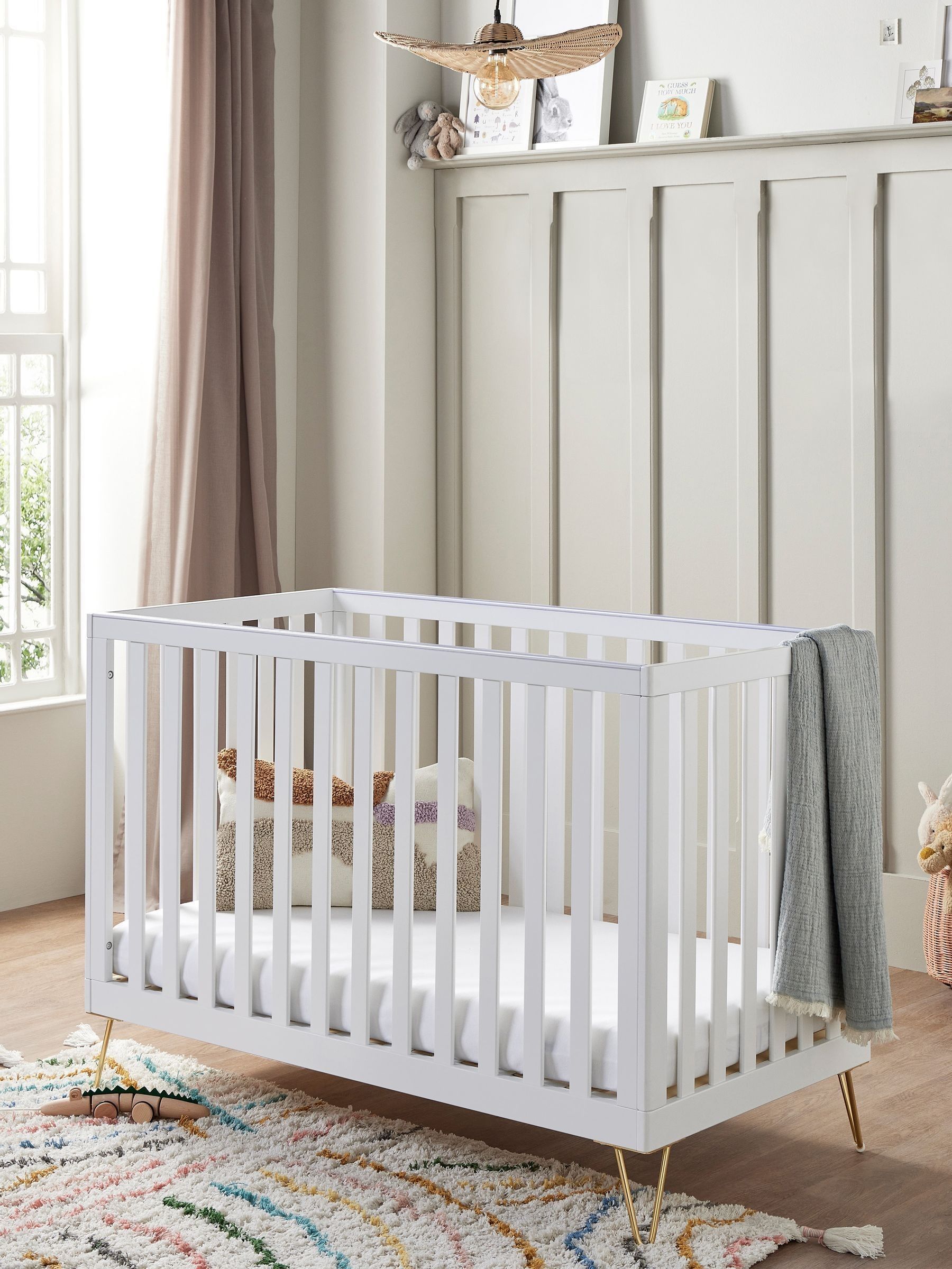 Babymore White Kimi Cot Bed - Image 4