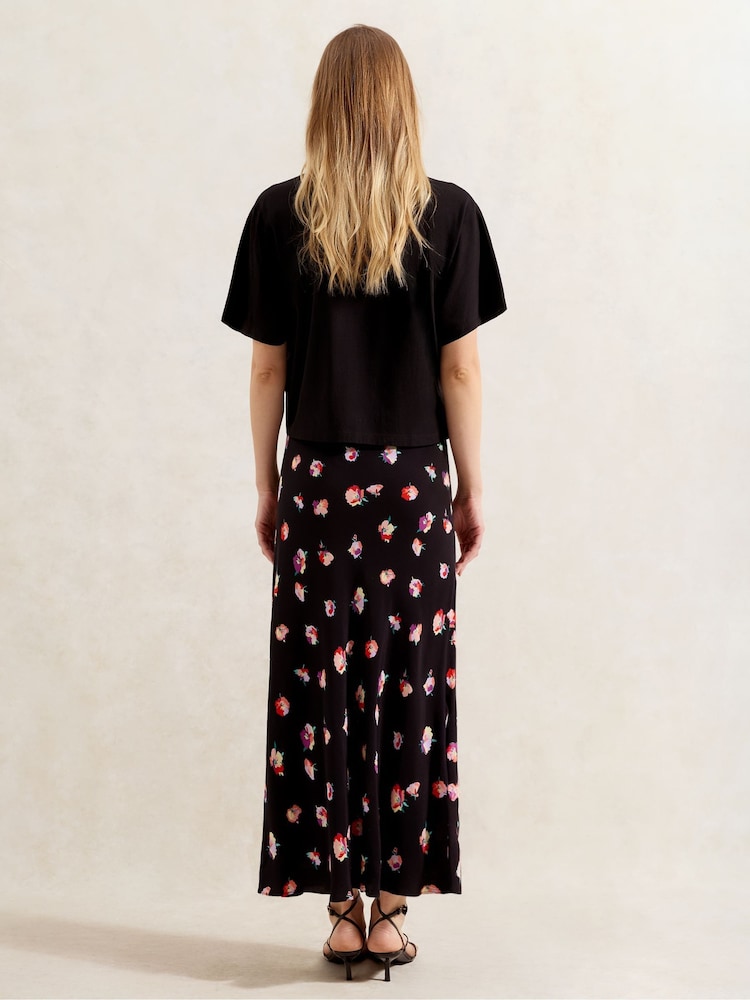 Ro&Zo Black Petite Multi Pansy Printed Bias Cut Skirt - Image 3 of 3