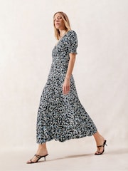 Ro&Zo Black Petite Ground Ditsy Print Shirred Cuff Midi Dress - Image 1 of 3