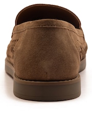 Off The Hook Tiger Tassel Suede Leather Slip-On Loafers with Woven Detail - Imagen 8 de 10
