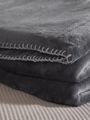 Charcoal Grey Plush Fleece Blanket Stitch Throw - Image 3 of 5