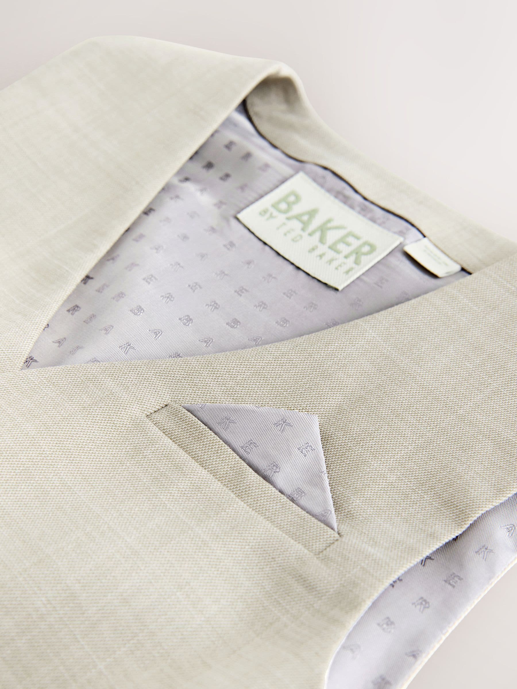 Next：日本 ストーン - Baker by Ted Baker ベスト、シャツ、ネクタイ