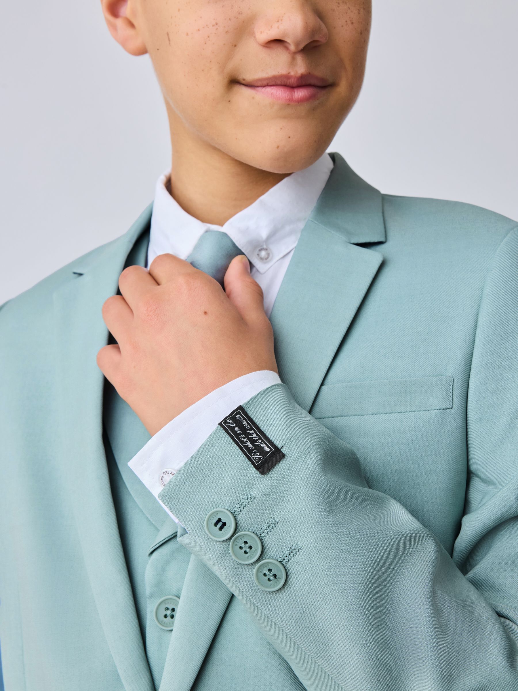 Next：日本 セージグリーン - Baker by Ted Baker スーツ ジャケット