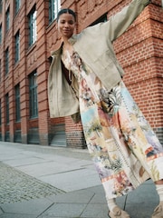 Patched Print V-Neck Shirred Body Maxi Dress - Image 2 of 7