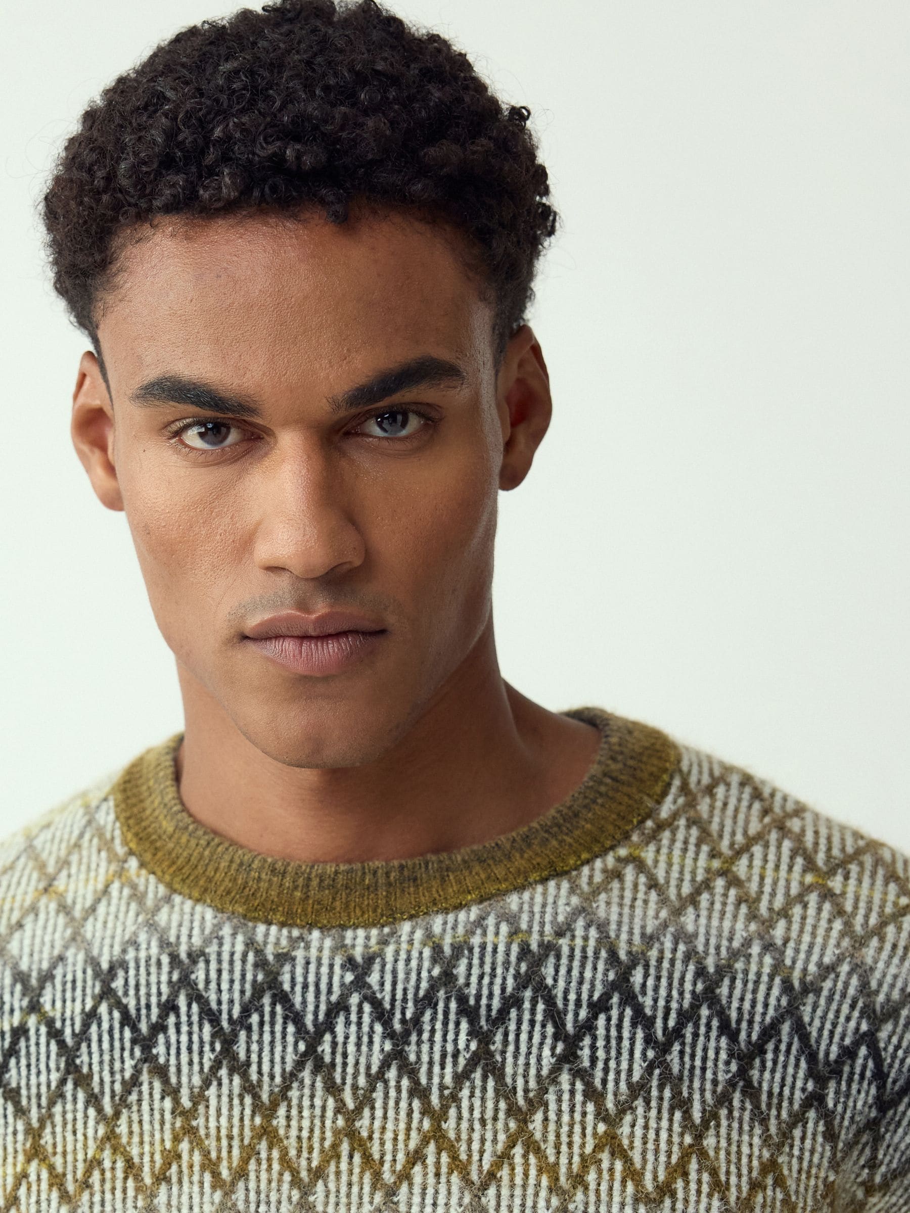 Buy Khaki Green Relaxed Fit Ombre Diamond Pattern Texture Crew