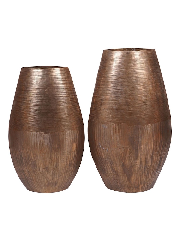 Libra Interiors Brass Southwold Textured Oval Antique Vase 100cm - Image 7 of 7 Libra Interiors Brass Southwold Textured Oval Antique Vase 100cm - Image 7 of 7