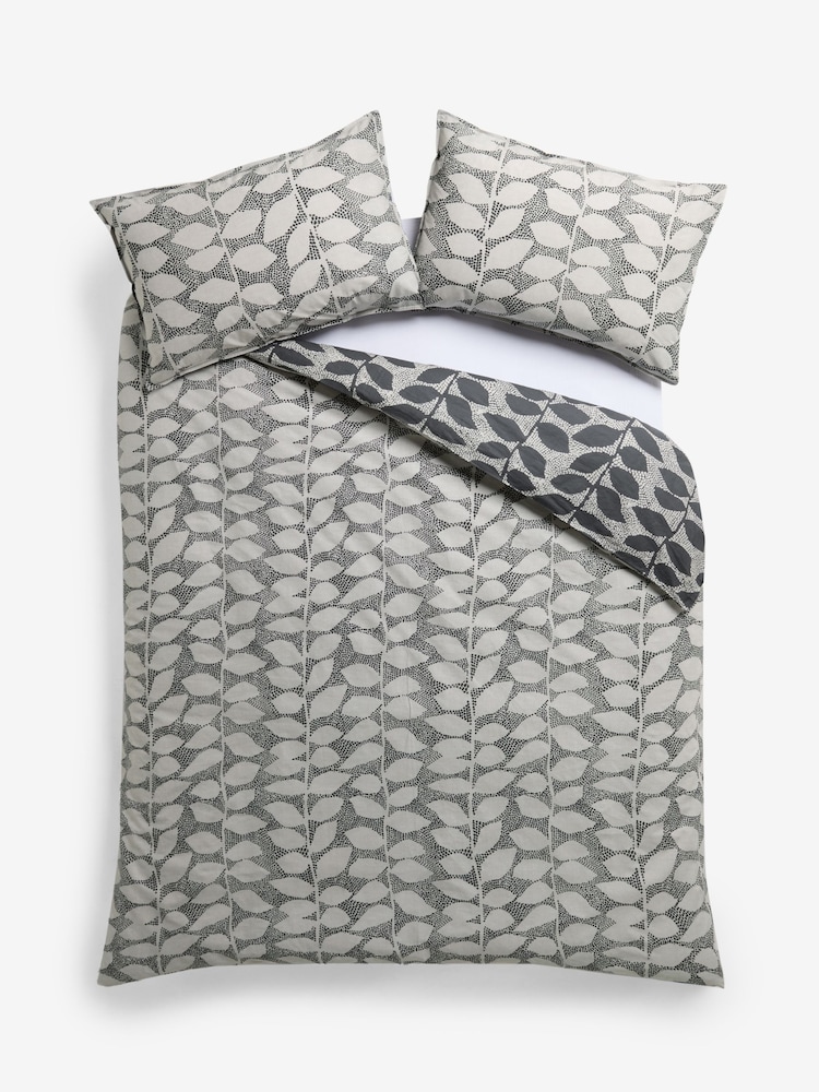 Natural Assembled Leaves 100% Cotton Reversible Duvet Cover and Pillowcase Set - Image 7 of 7