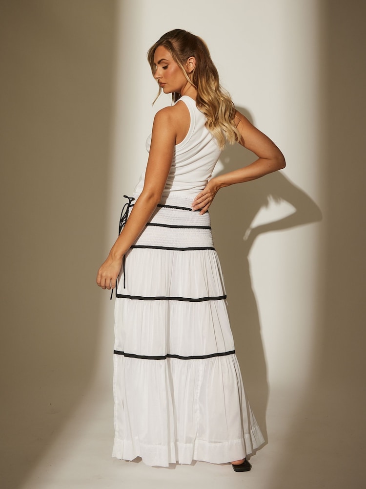 South Beach White 100% Cotton Tiered Contrast Maxi Beach Skirt - Image 2 of 4