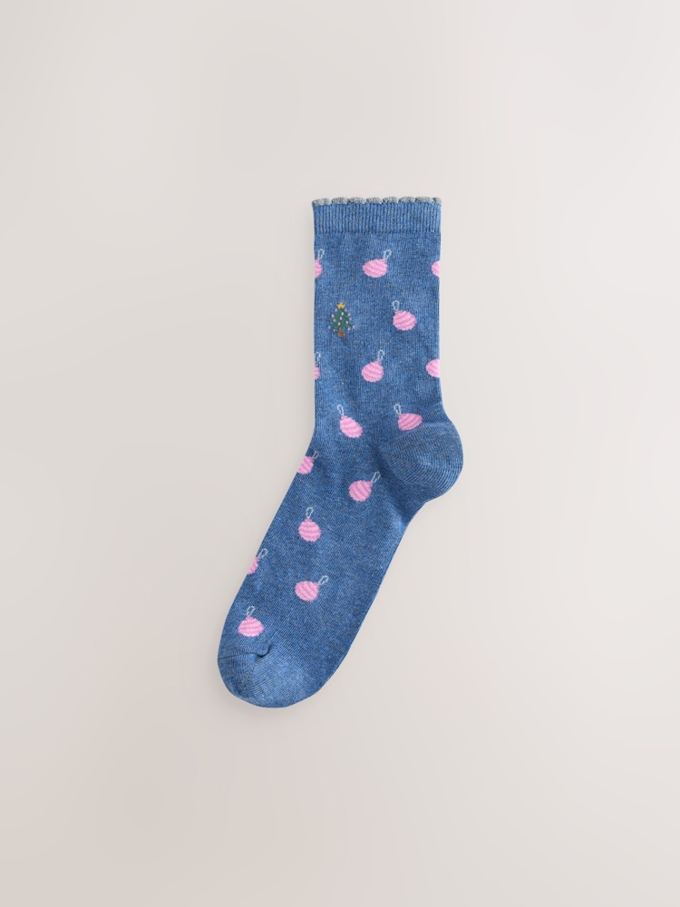 Christmas All Over Character Ankle Socks 4 Pack - Image 2 of 7