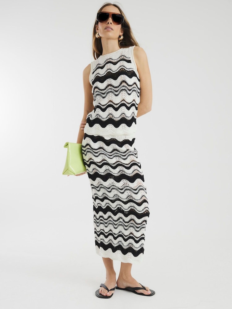 River Island Black Chevron Vest - Image 1 of 4