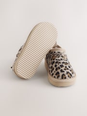 Tan/Animal Shoot Slippers - Image 4 of 5