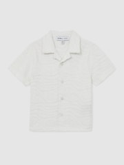Reiss White Emil 3-9 yrs Smiley World Wave Texture Shirt - Image 2 of 4