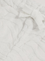 Reiss White Marko 3-9 yrs SmileyWorld | Reiss Wave Texture Shorts - Image 4 of 4