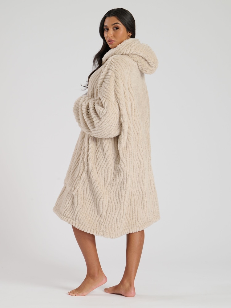 Loungeable Brown Wavy Cut Sherpa Snuggle Hoodie - Image 5 of 5 Loungeable Brown Wavy Cut Sherpa Snuggle Hoodie - Image 5 of 5