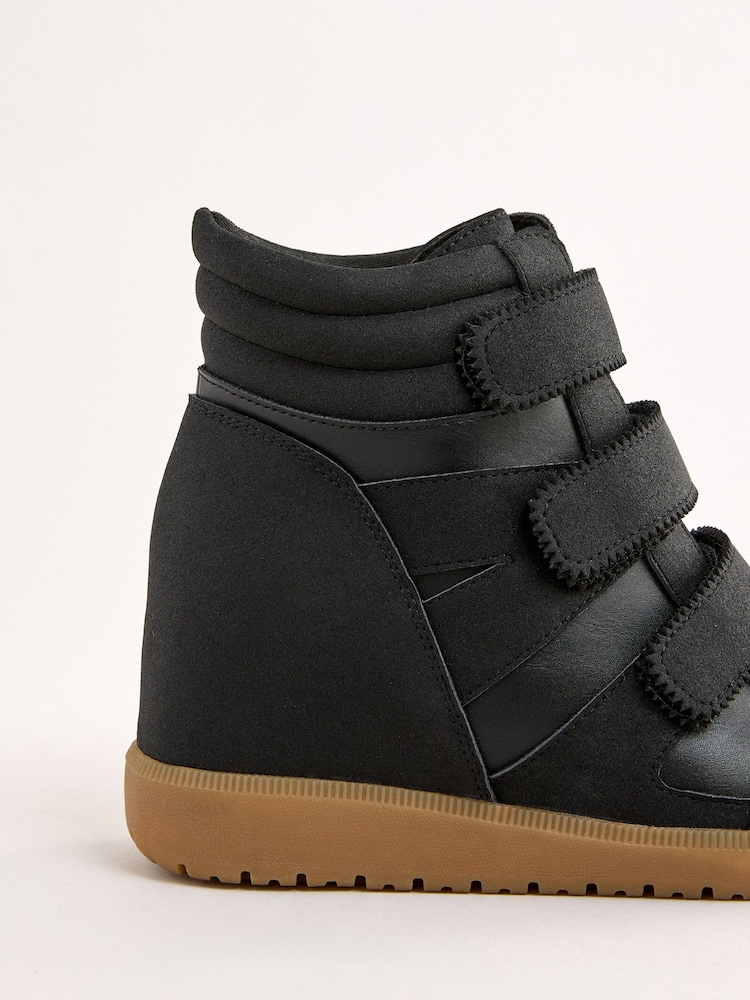 Friends Like These Faux Leather Velcro Wedge Casual Trainers - Imagen 5 de 5