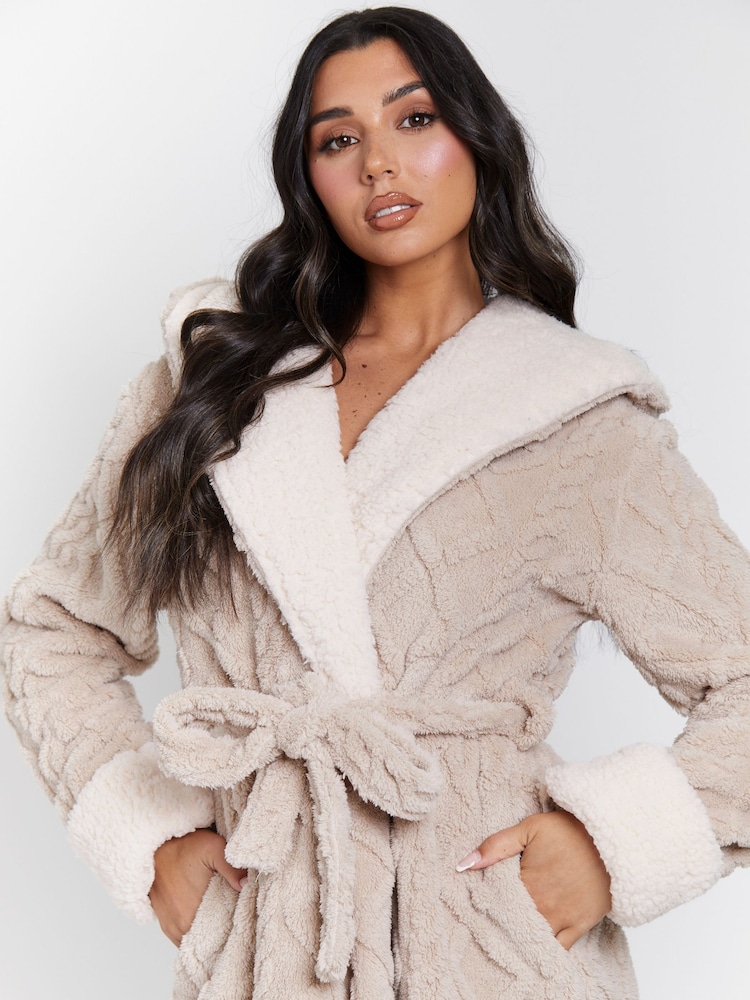 Loungeable Taupe Brown Cable Cutwork Hooded Midi Dressing Gown - Image 6 of 6 Loungeable Taupe Brown Cable Cutwork Hooded Midi Dressing Gown - Image 6 of 6