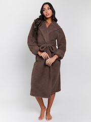 Loungeable Brown Chunky Sherpa Hooded Midi Dressing Gown - Image 4 of 5