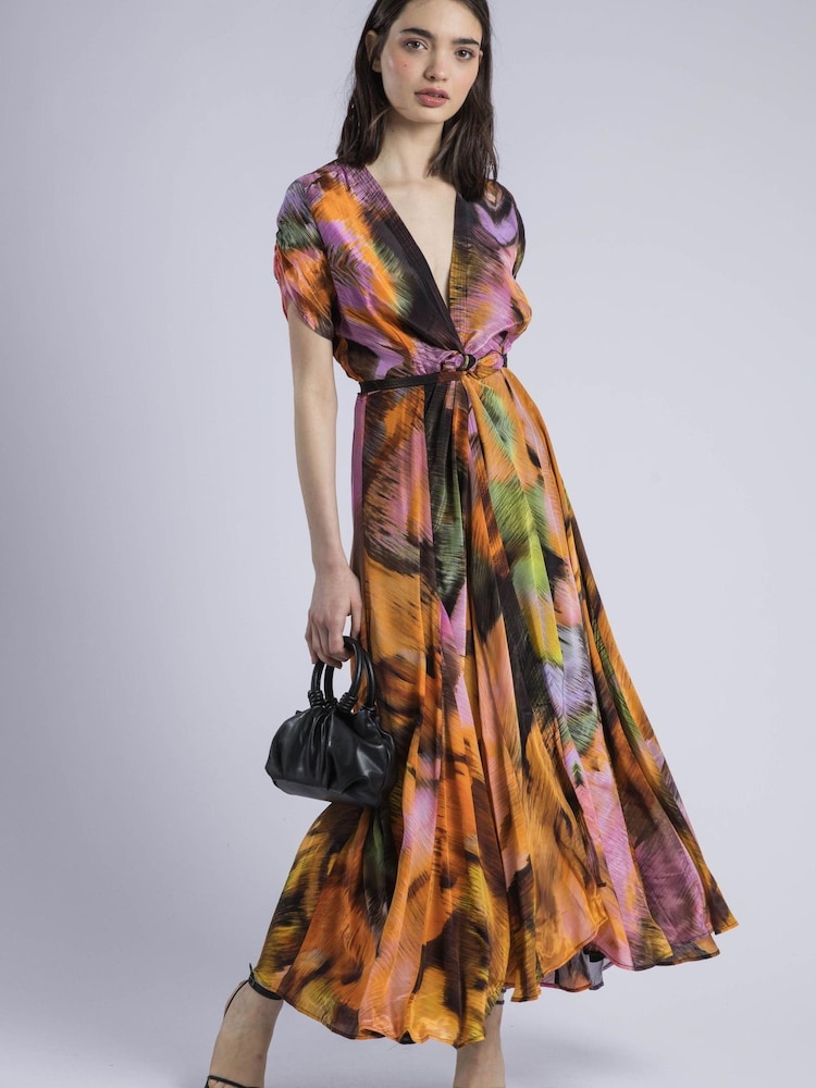 Religion Crest Maxi Wrap Dress In Silky Fabric In Obscure Print - Imagen 1 de 6 Religion Crest Maxi Wrap Dress In Silky Fabric In Obscure Print - Imagen 1 de 6