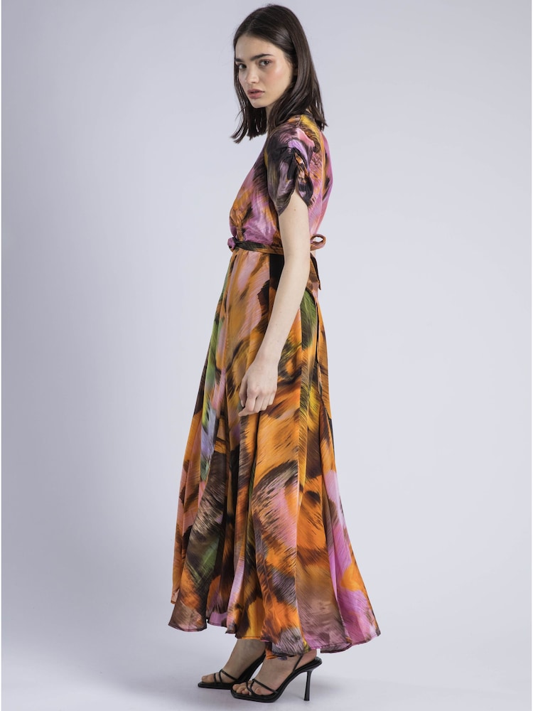 Religion Crest Maxi Wrap Dress In Silky Fabric In Obscure Print - Imagen 6 de 6 Religion Crest Maxi Wrap Dress In Silky Fabric In Obscure Print - Imagen 6 de 6