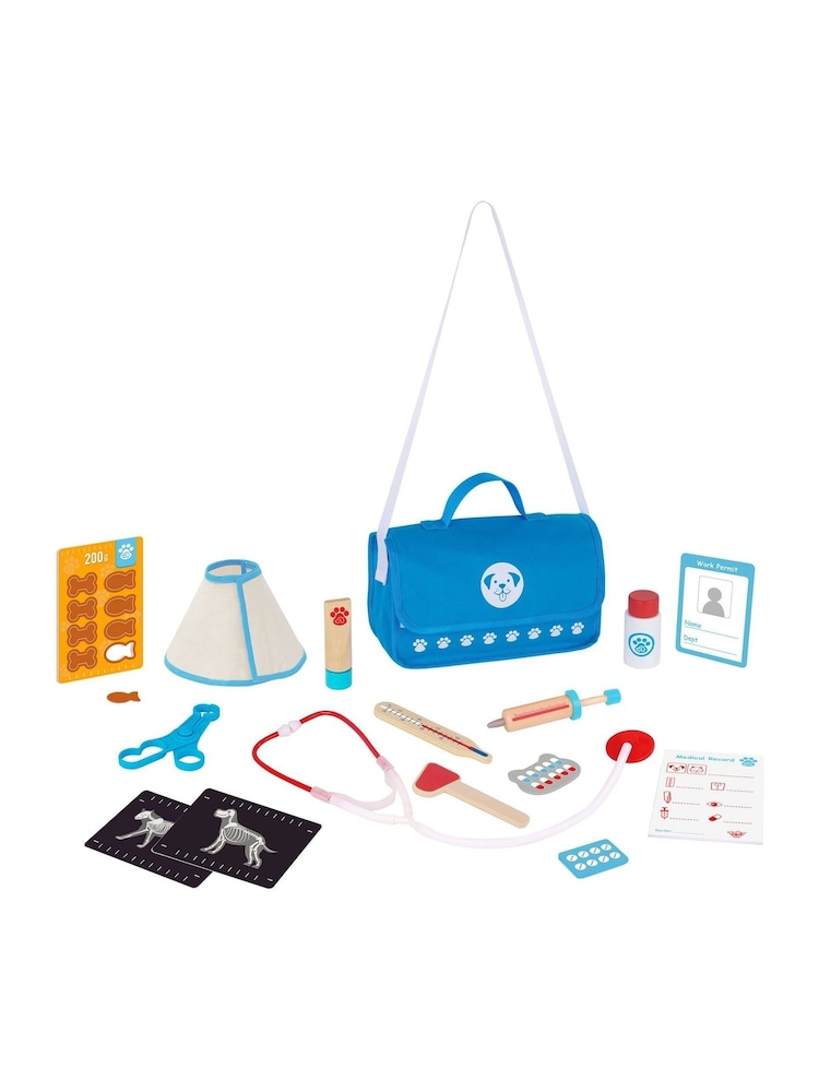 Tooky Toy Wooden Little Pet Vet Play Set - Image 1 of 1