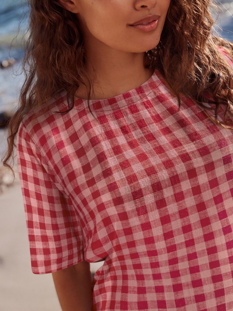 Red/Pink Gingham Short Sleeve Boxy T-Shirt with Linen - Image 3 of 3 Red/Pink Gingham Short Sleeve Boxy T-Shirt with Linen - Image 3 of 3