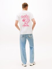 أبيض - Tommy Jeans Back Graphic Print Crew Neck T-Shirt - صورة 2 من 5