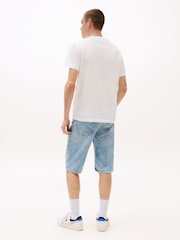 Tommy Jeans Natural Slim Stack Logo T-Shirt - Image 2 of 5