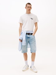 Tommy Jeans Natural Slim Stack Logo T-Shirt - Image 3 of 5