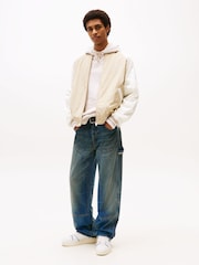 Tommy Jeans Water Repellent Lightweight Bomber Jacket - Imagen 3 de 6