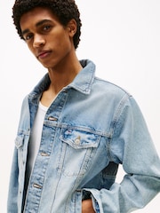Tommy Jeans Ryan Back Logo Denim Trucker Jacket - Imagen 5 de 6
