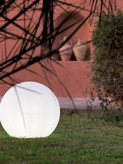 New Garden White Outdoor Buly Lighted Ball 40cm Solar Charging with Rechargeable Battery - Image 2 of 4