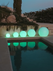 New Garden White Outdoor Buly Lighted Ball 50cm Solar Charging with Rechargeable Battery - Image 4 of 6