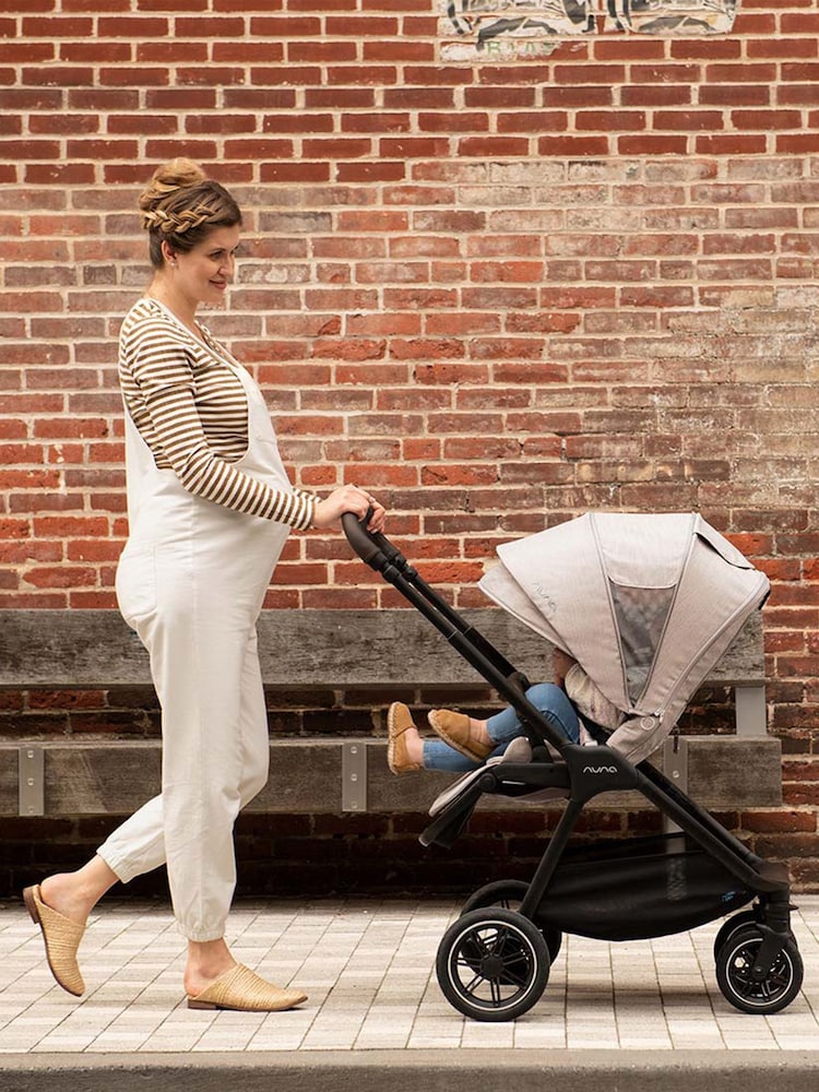 Nuna Black TRIV Next PIPA next Nursery Travel Bundle - Image 6 of 6