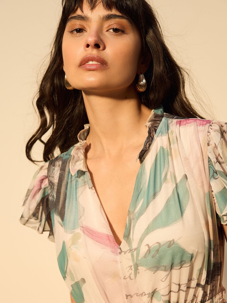 Ecru Floral Pleated Mesh Print V-Neck Occasion Maxi Dress - Image 4 of 4