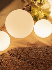 New Garden White Outdoor Buly Lighted Ball 20cm Solar Charging with Rechargeable Battery - Image 3 of 6