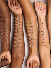MAC Plus Studio Fix Powder Refill Foundation - Image 3 of 5