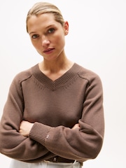 Tommy Hilfiger Brown Jersey V-Neck Boxy Jumper - Image 4 of 5