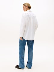 Tommy Hilfiger White Oversized Fit Adjustable Cuffs Poplin Shirt - Image 2 of 5