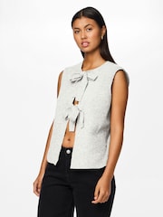 PIECES White Tie Front Bow Knitted Sleeveless Vest - Image 4 of 6