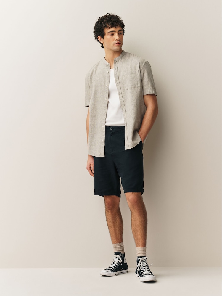 لون محايد - بياقة صغيرة - قميص كم قصير كتان مخلوط قطن - صورة 2 من 8