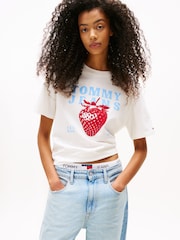Camiseta Tommy Jeans com estampa de gola redonda - Imagem 1 de 4