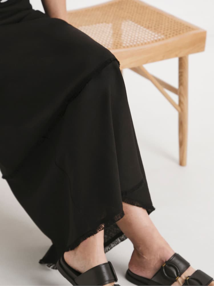 JD Williams Black Linen Frayed Maxi Skirt - Image 4 of 4