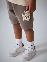smALLSAINTS Neutral/Waffle Orlando T-Shirt and Shorts Younger Set - Image 4 of 11