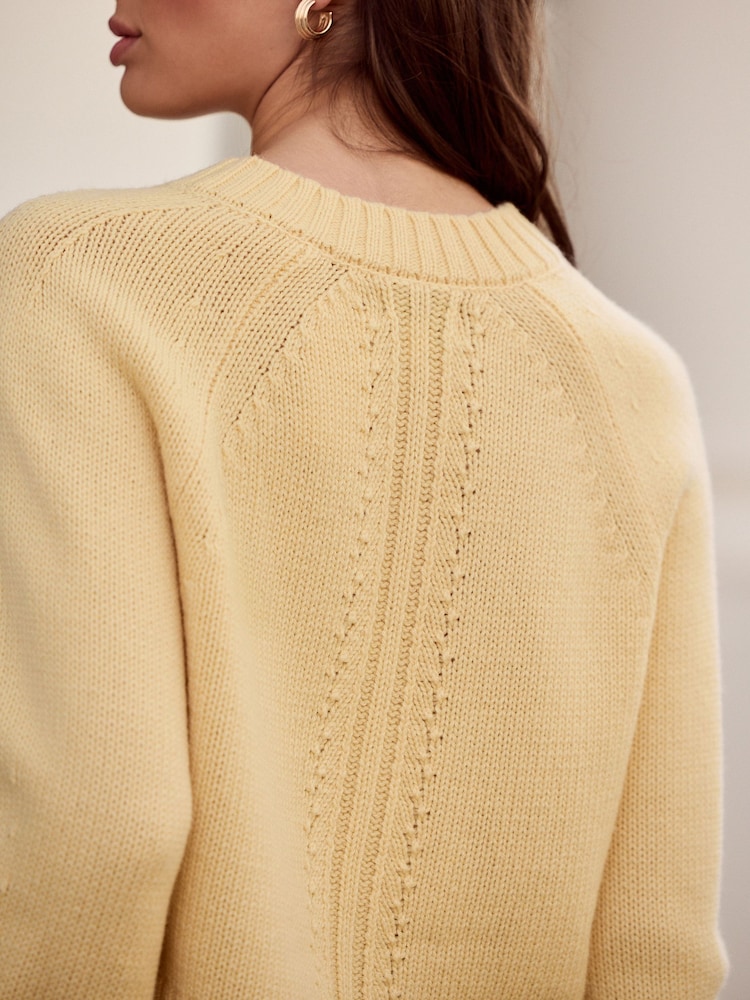 Butter Yellow 100% Lambswool N.Premium V-Neck Jumper - Image 5 of 5 Butter Yellow 100% Lambswool N.Premium V-Neck Jumper - Image 5 of 5