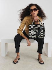 Negro - River Island Embroidered Canvas Tote Bag - Imagen 6 de 6