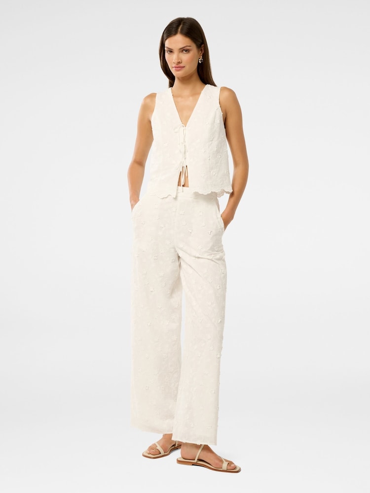 Forever New White Daisy Broderie Wide Leg 100% Cotton Joggers - Image 5 of 5
