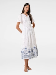 Forever New White Eleanor Embroidered 100% Cotton Midi Dress - Image 4 of 5