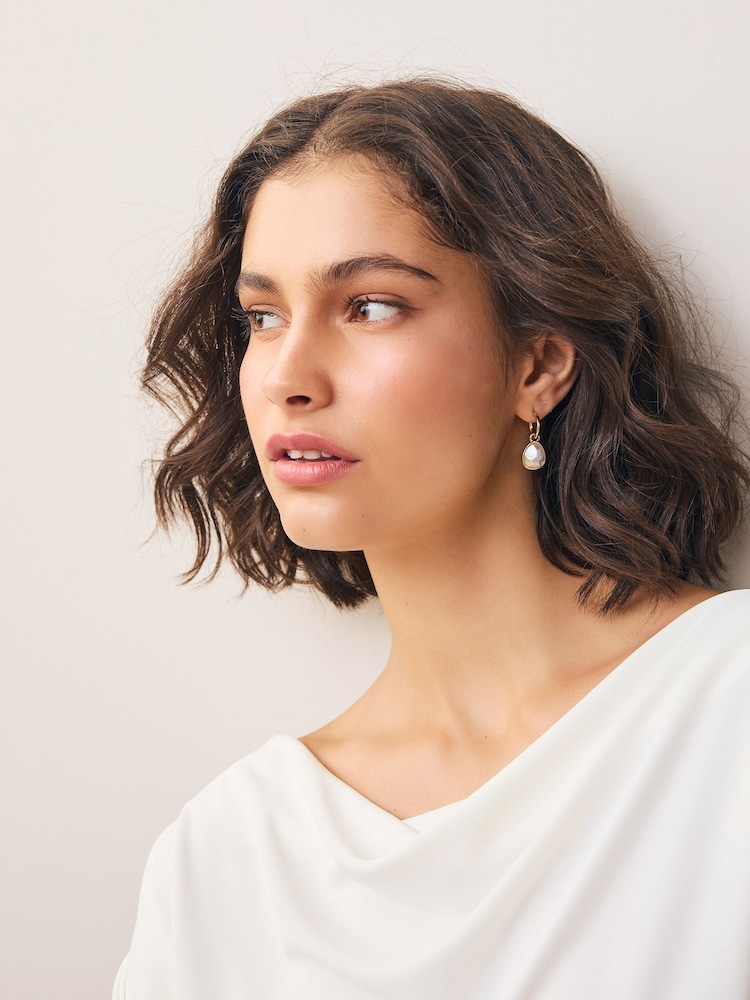 Gold/Silver Tone Facetted Bead Drop Hoop Earrings - Image 2 of 2 Gold/Silver Tone Facetted Bead Drop Hoop Earrings - Image 2 of 2