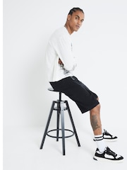 Черный - River Island Grohl Skate Shorts - Изображение 3 из 3